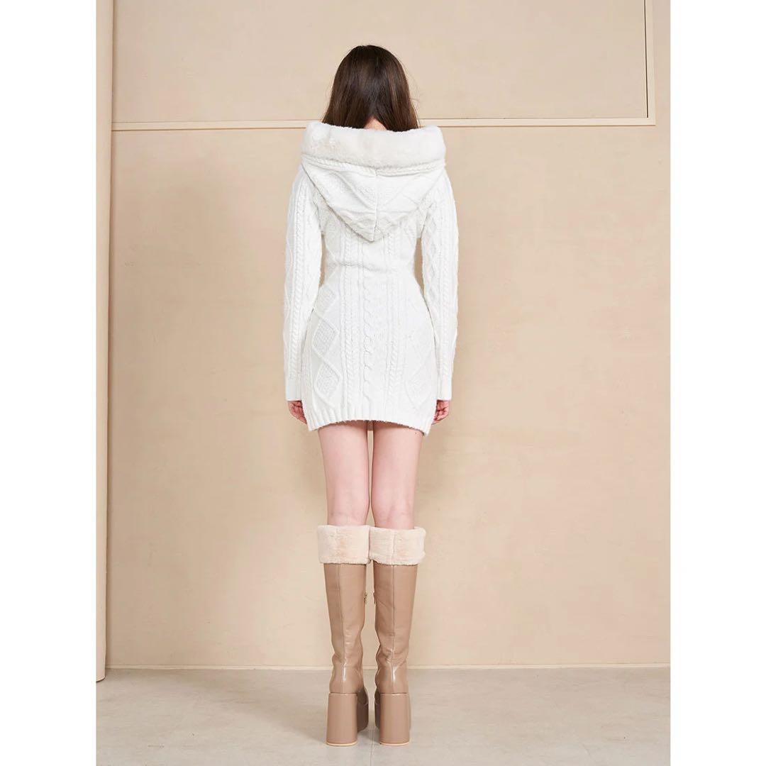 新品タグ付き ダーリッチ フードファーケーブルニットミニワンピース グレー FL