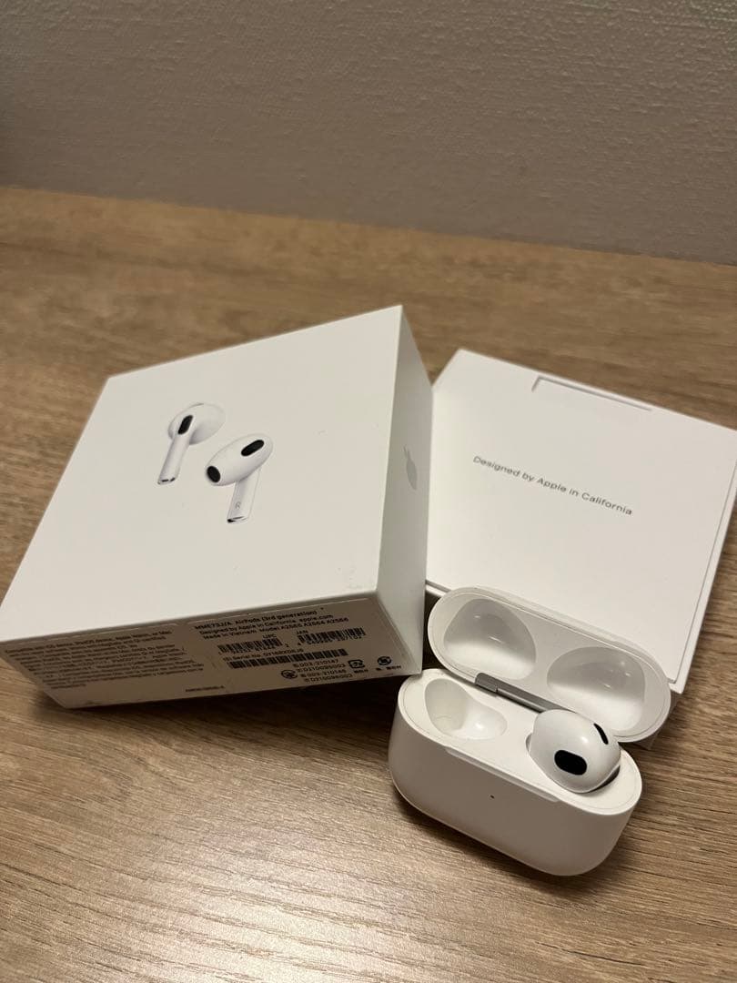 AirPods (第3世代)右耳＋充電ケース＋外箱