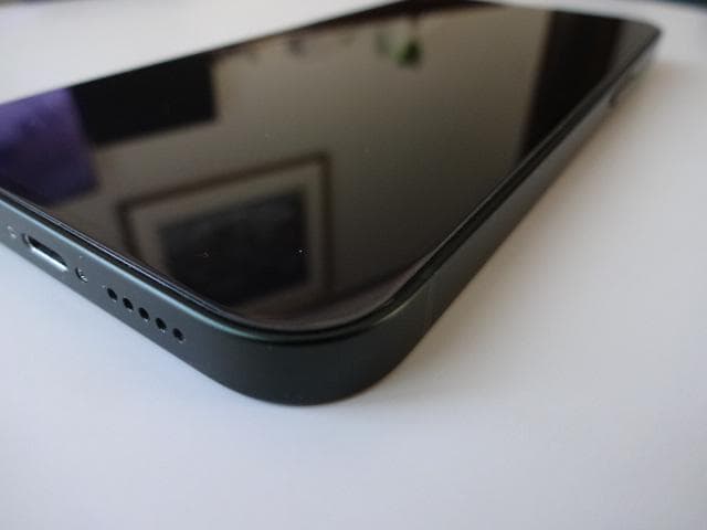 iPhone 13　128GBグリーン　超美品（バッテリー交換済）