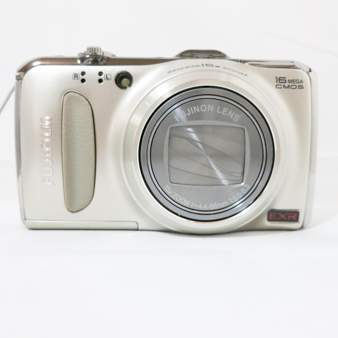 デジタルカメラ FUJIFILM FinePix F550EXR シルバー