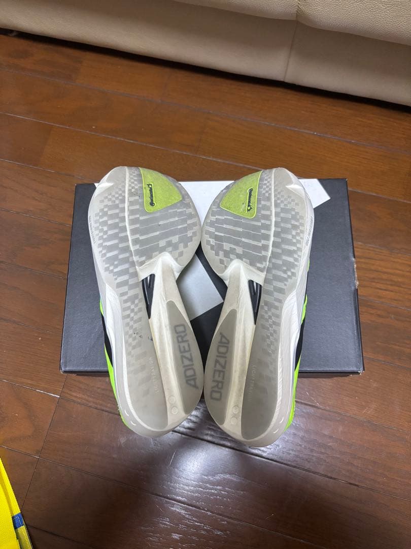 アディゼロタクミセン11