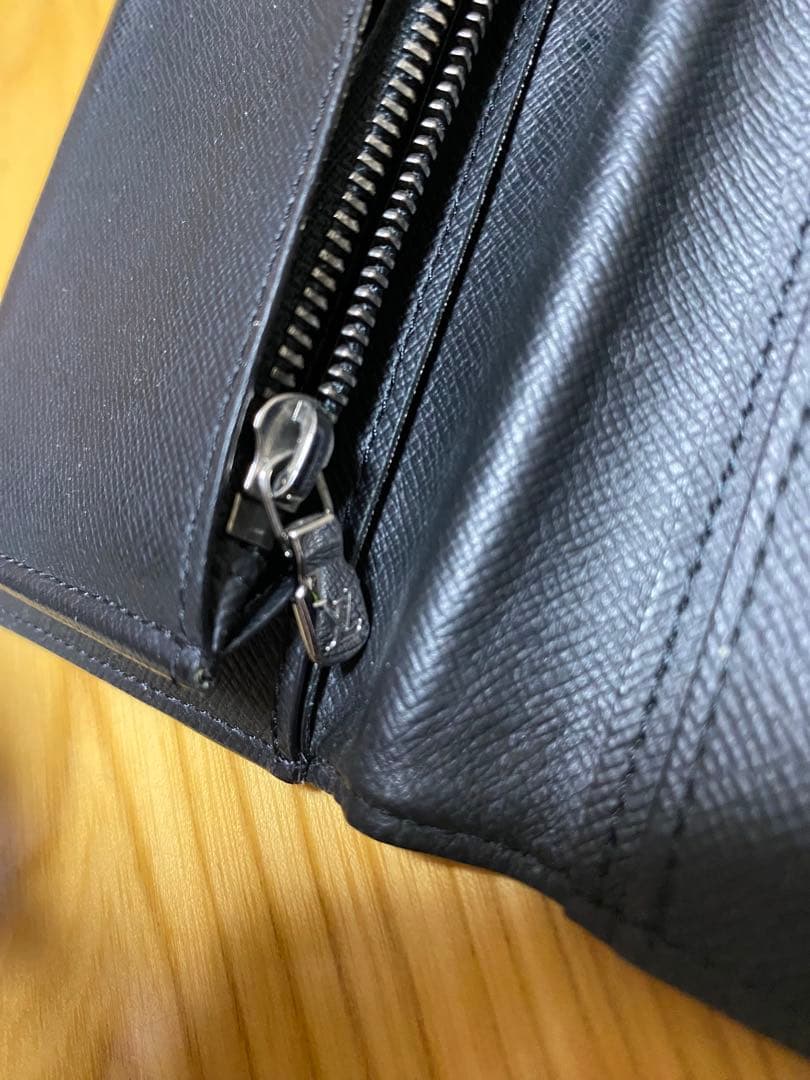 ルイ・ヴィトン 長財布 ブラック レザー