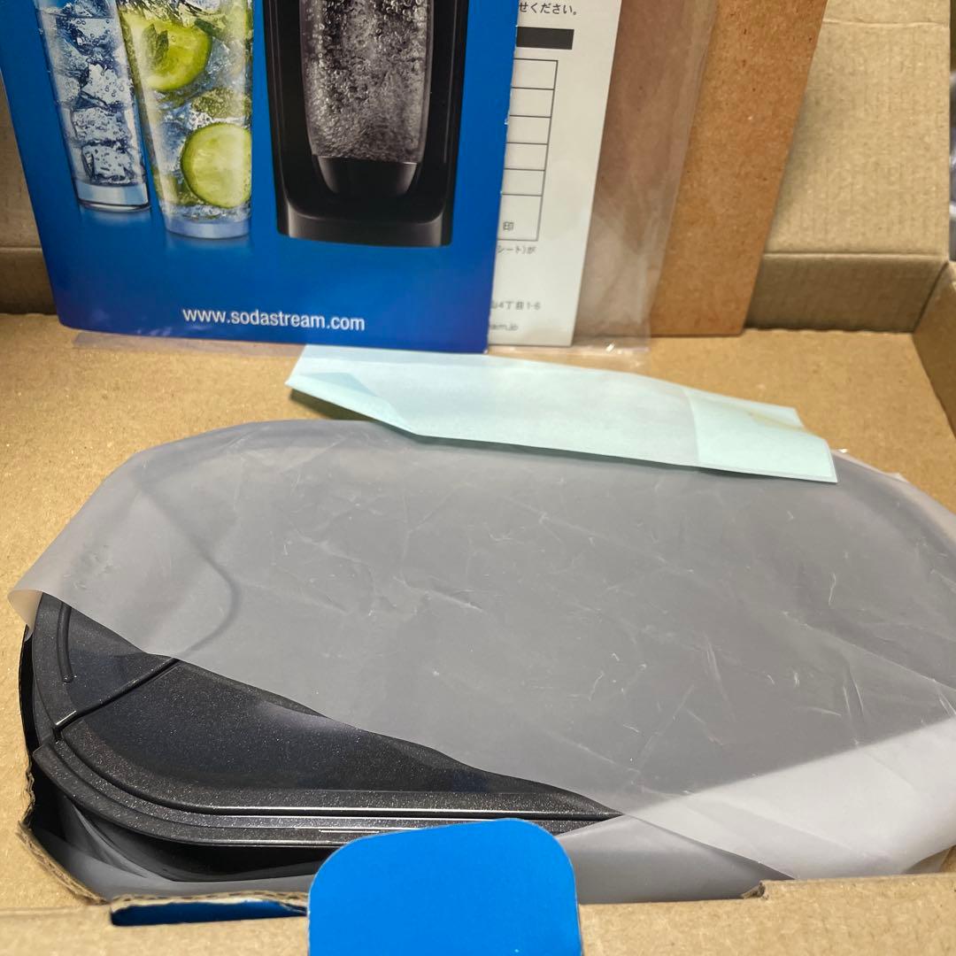 未使用　ソーダストリーム GENESIS v2 炭酸水メーカー　黒