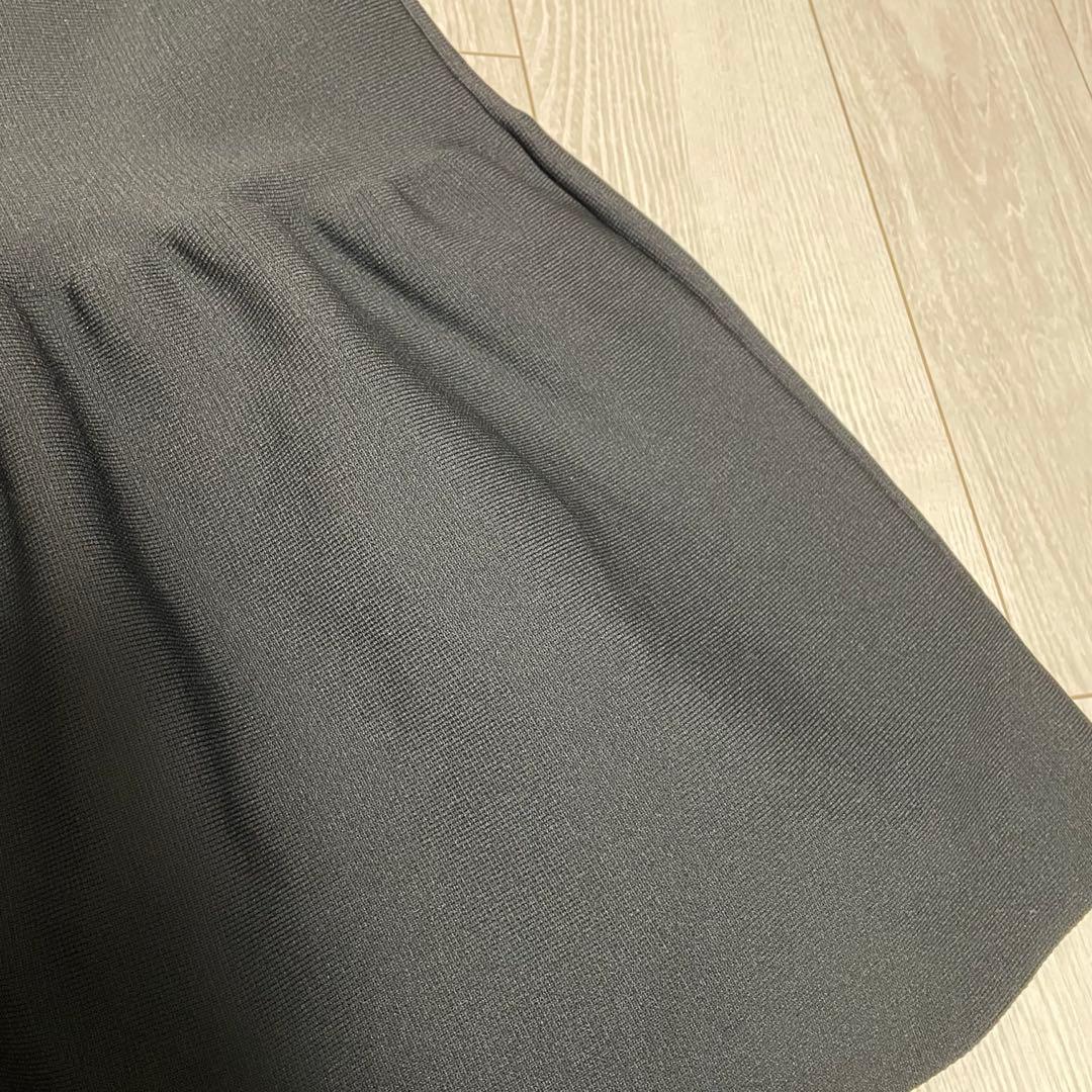 UNITED ARROWS 　Pミニフリルニットベスト　¥28600