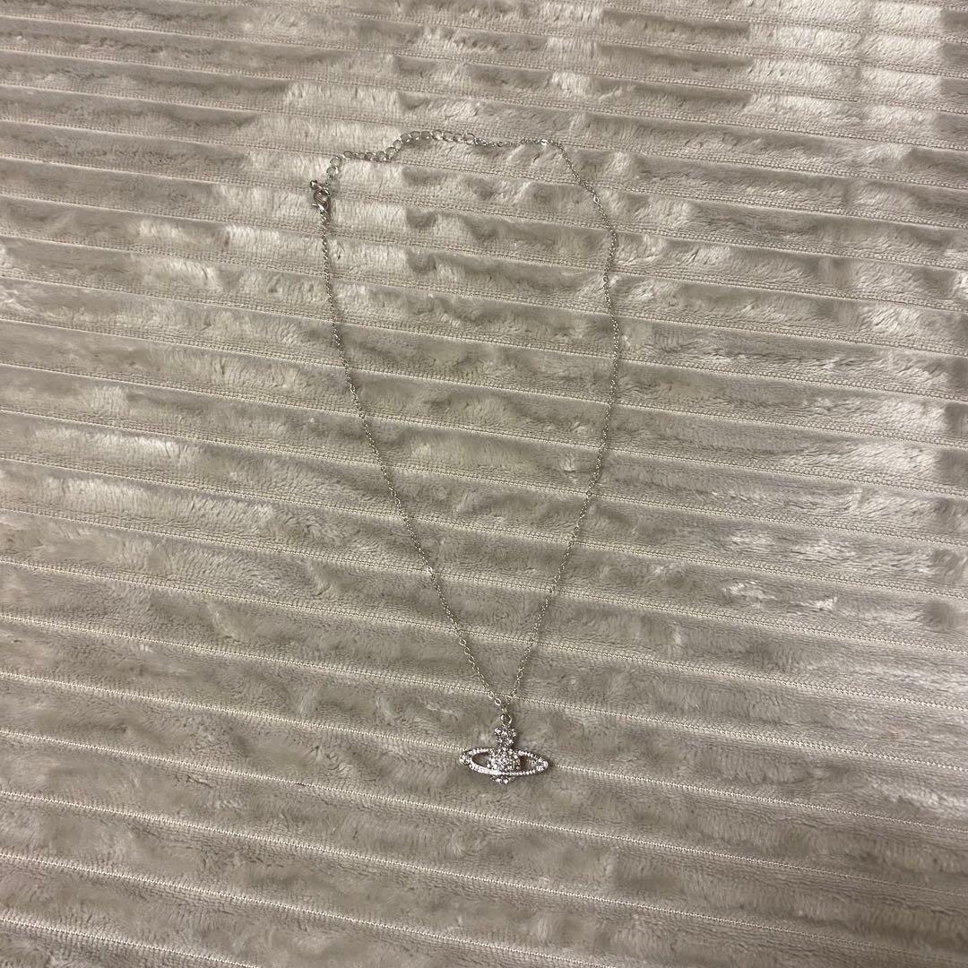 【美品】 Vivienne Westwood シルバーネックレス