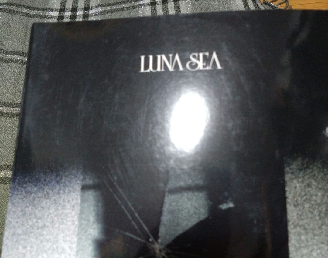 バンドスコア　LUNA SEA LUV