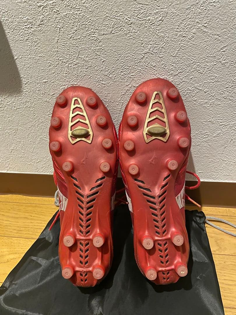 ミズノ モレリア ネオ IV ベータ JAPAN ルビーレッド　26.0