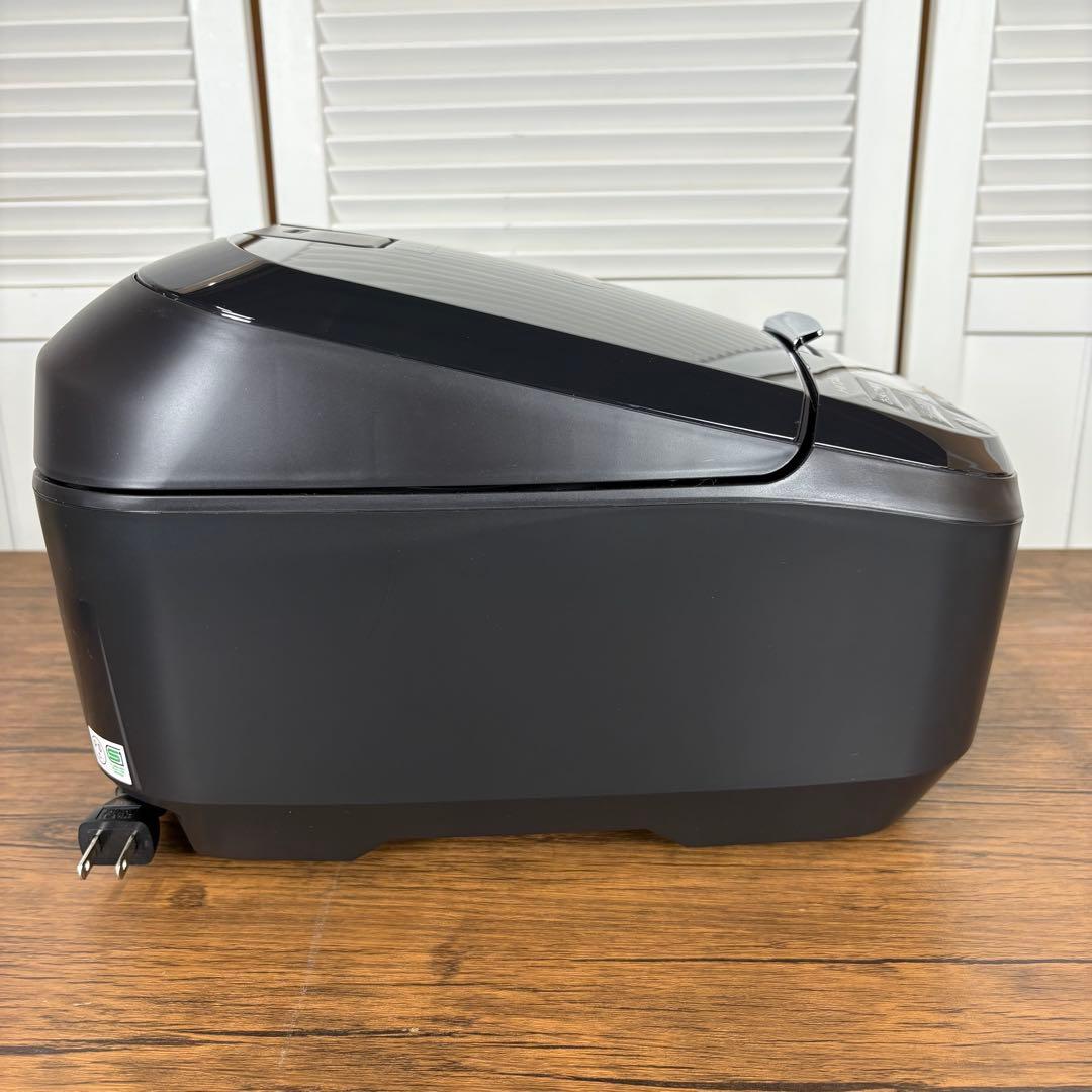 HITACHI IHジャー炊飯器 5.5合炊　RZ-TS105M 2023年製