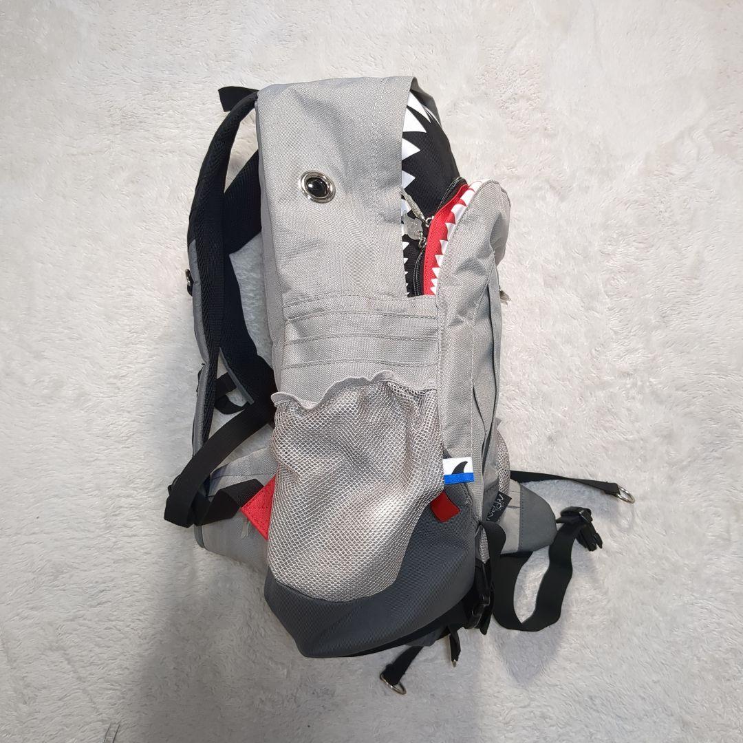 ✨大人気！XL！MORN CREATIONS シャーク バックパック グレー