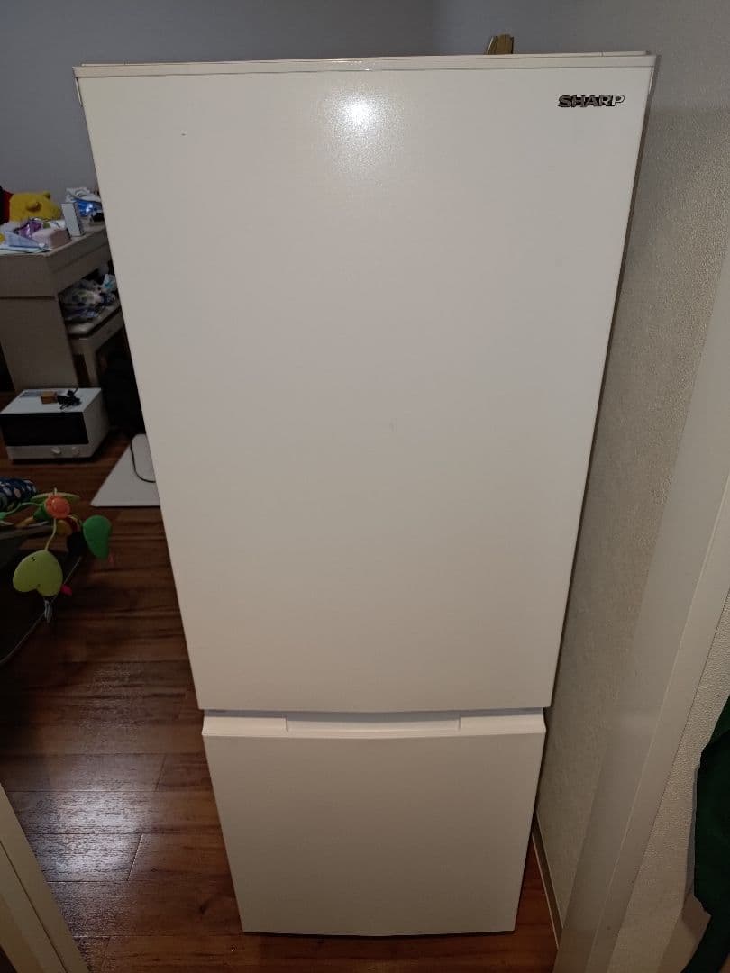 K*H様 シャープ SJ-D18J-W 冷蔵·冷凍庫 179L