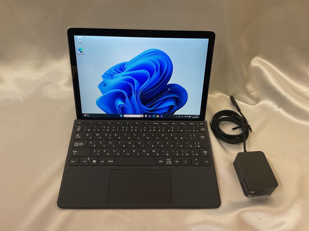 Windowsタブレット本体 Surface Go2 8g SSD 128g Office 2024
