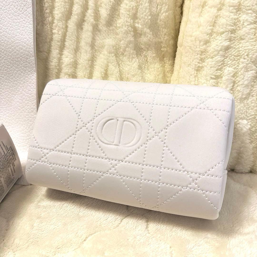 【新品未使用】˚✧₊ DIOR CAPTURE⁺˳✧༚ポーチ付きスキンケアセット
