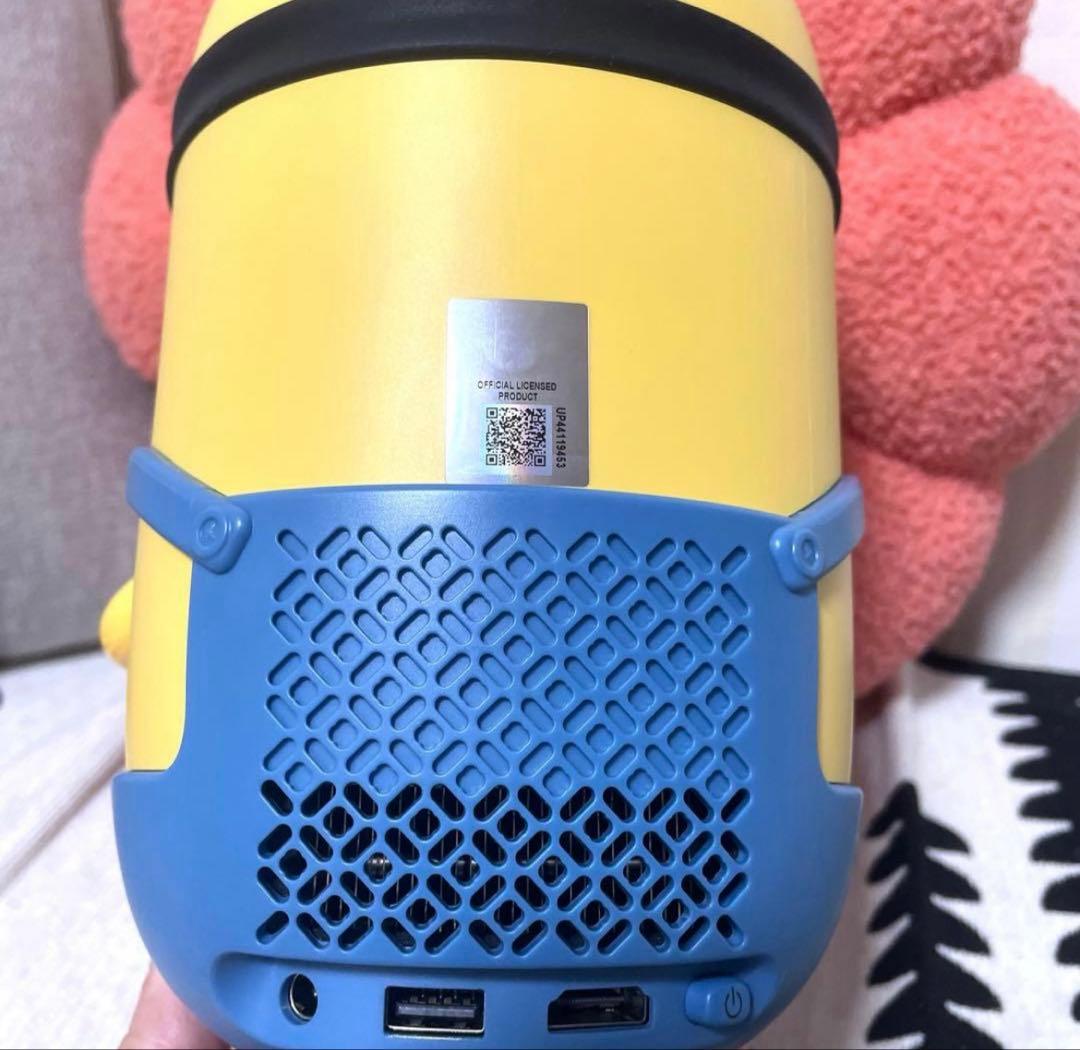 早い物勝ち! ミニオンプロジェクター　PJ-LC130M