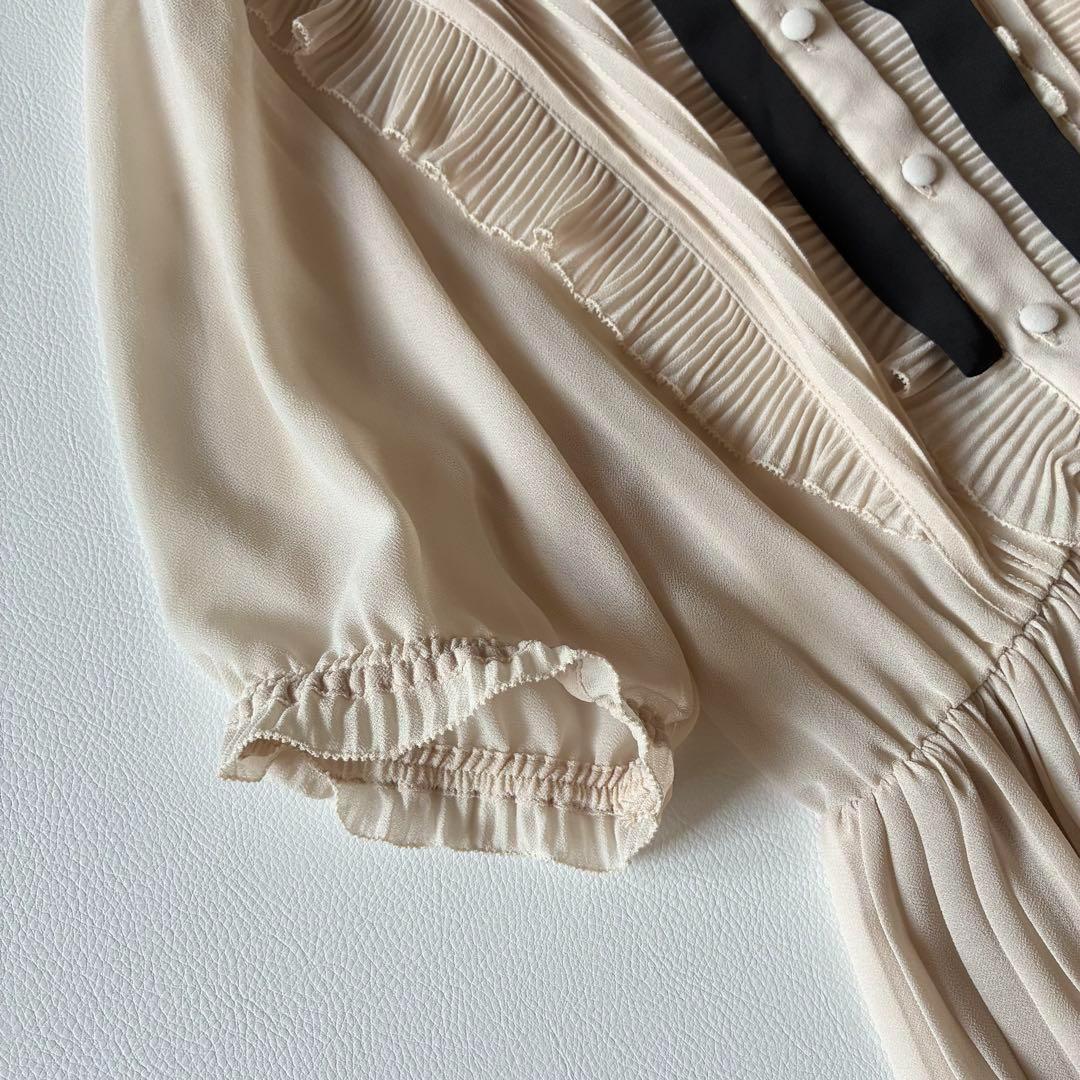 極美品✨DSC ダブスタ　プリーツシフォンボウタイワンピース　インナー付き　38