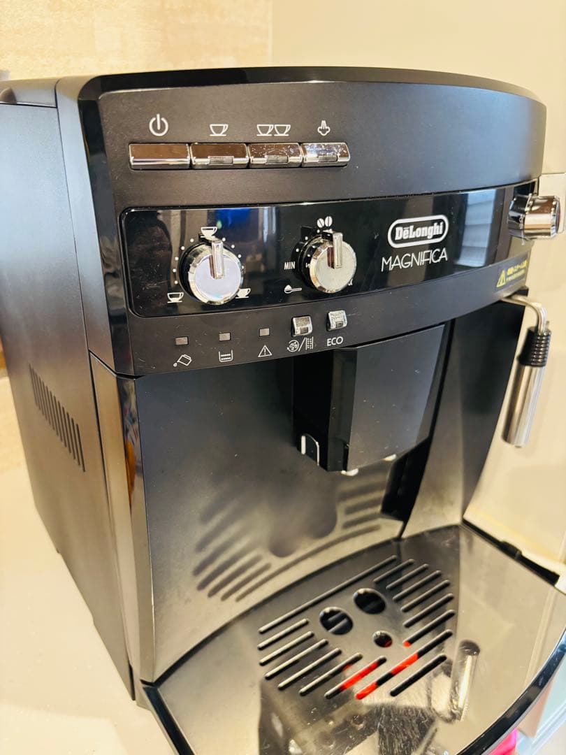 デロンギ 全自動コーヒーマシン ESAM03110B