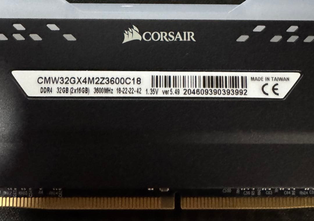 CORSAIR DDR4-3600MHz16GB×2枚+ダミーメモリ