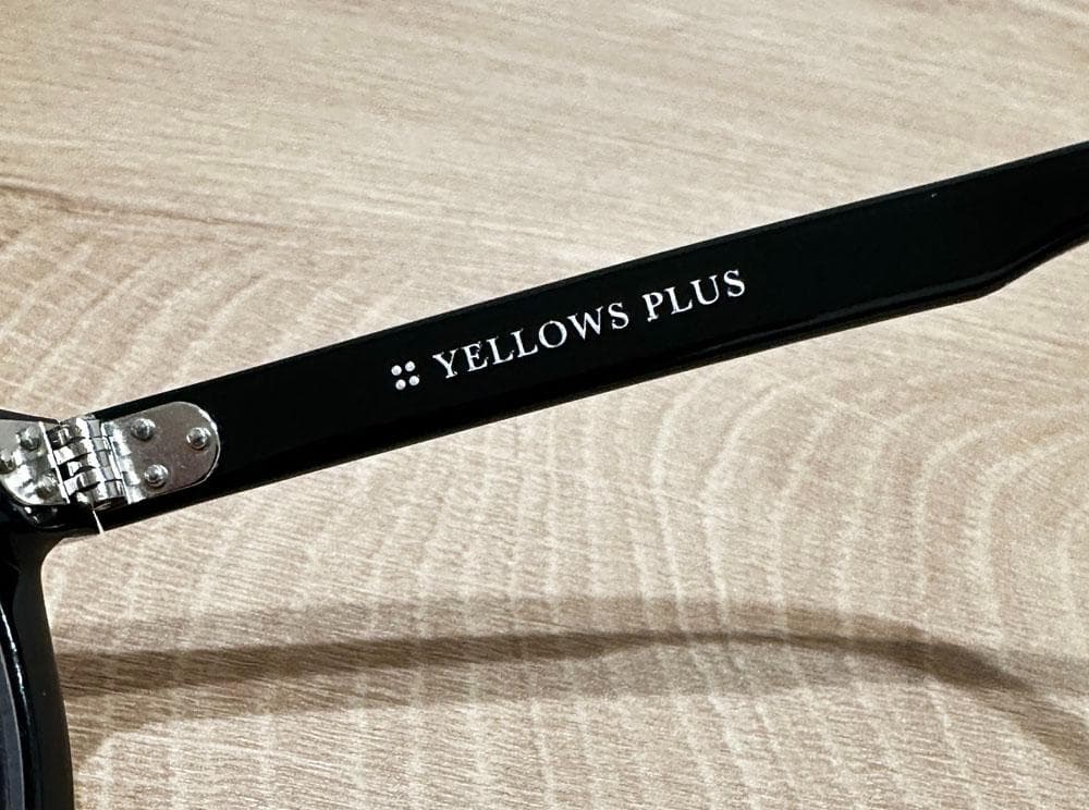 YELLOWS PLUS 「BECCA」「ベッカ」ブラック　純正レンズ　程度良好