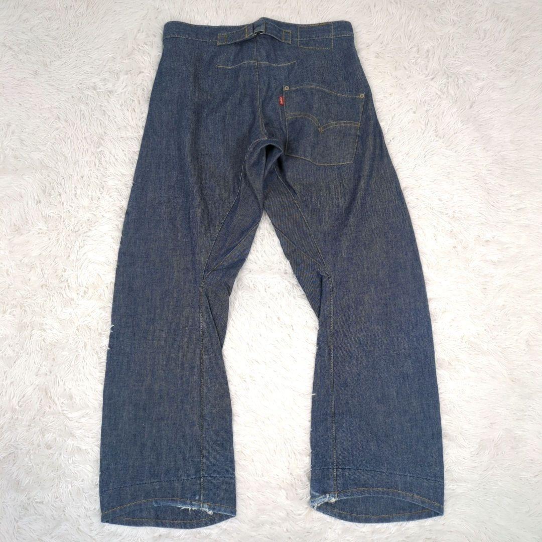 リーバイスエンジニアジーンズルーズ【サイズ W32】3Dカット　ジーンズ