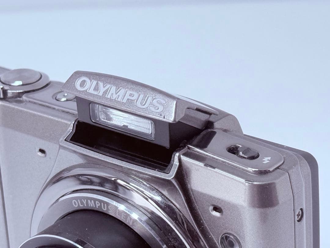 OLYMPUS SZ-20 シルバー 動作確認済 コンデジ FULL HD 3D