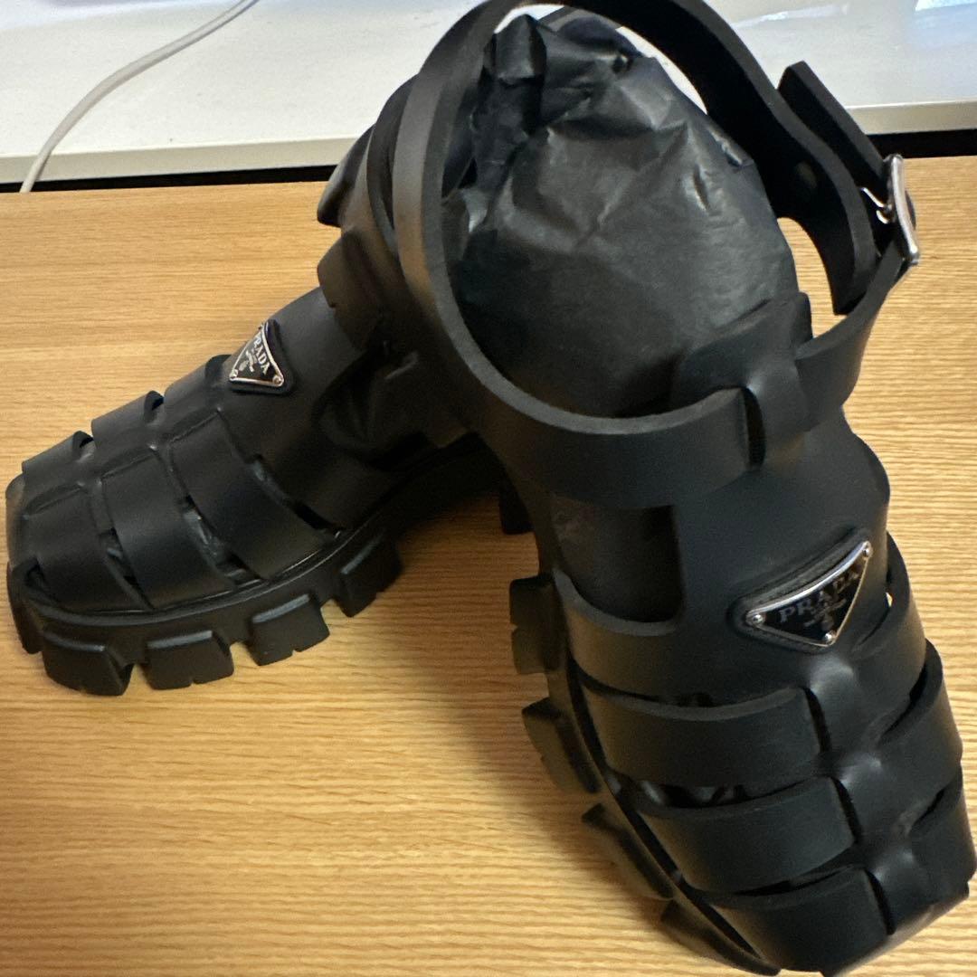 PRADA ブラック モノリス　ラバーサンダル サイズ8