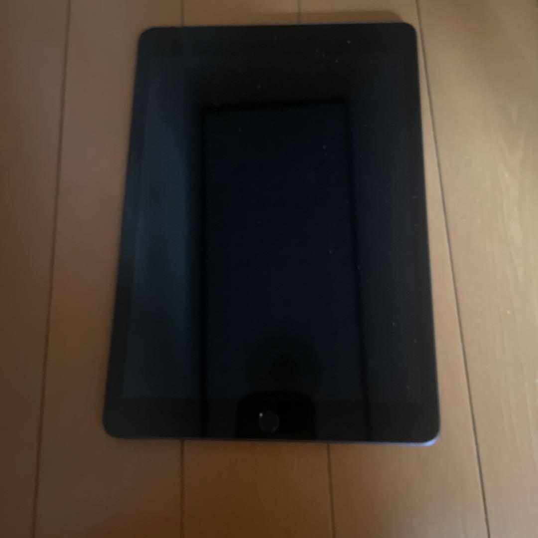 iPad 第8世代　128gb