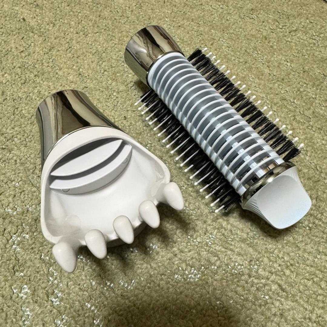 リファ ビューテックリセッター refa フィルムもまだ付いてます