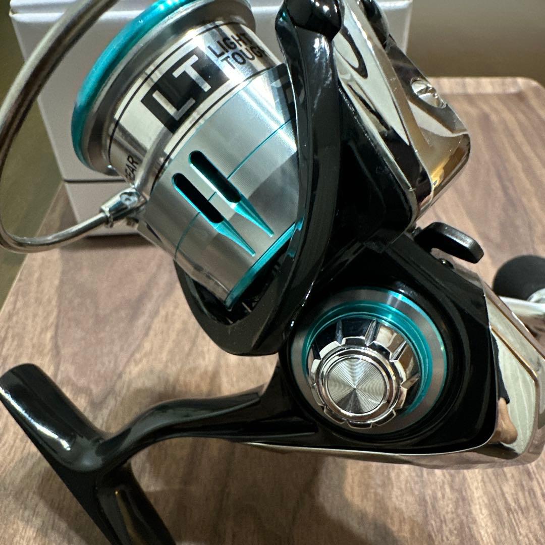 ダイワ　19エメラルダスLT2500S-H-DH 付属品完備