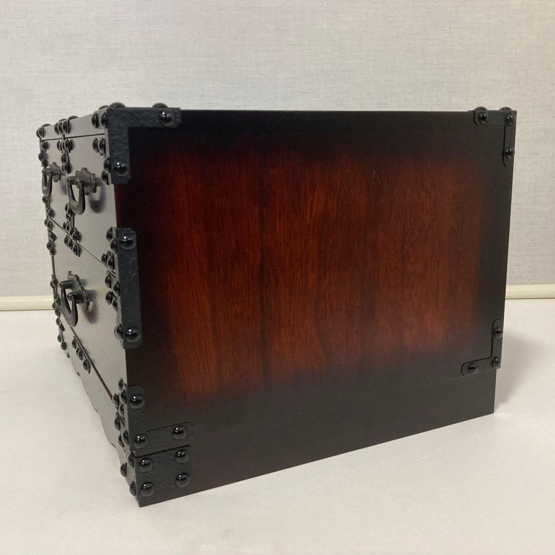 からくり 小引き出し 箪笥 チェスト 隠し収納 木製 桐⁇ 金具 和風 民芸調