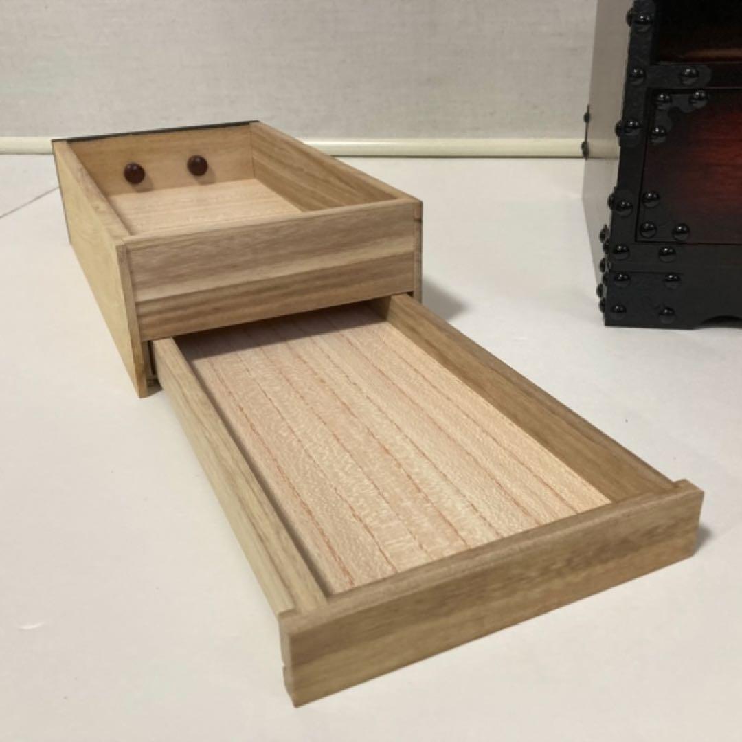 からくり 小引き出し 箪笥 チェスト 隠し収納 木製 桐⁇ 金具 和風 民芸調