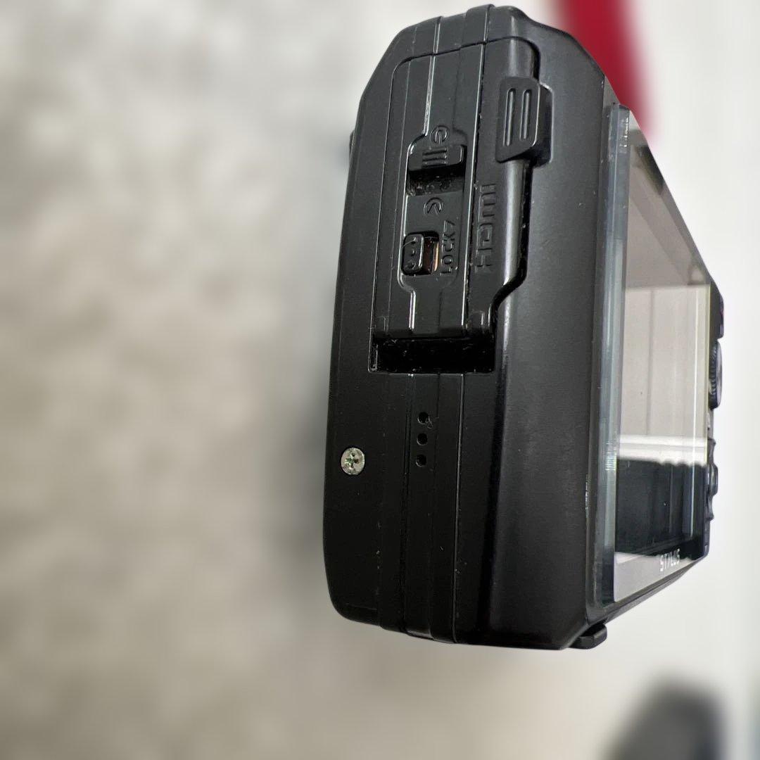 オリンパス　STYLUS TG-4 TG4 防水カメラ