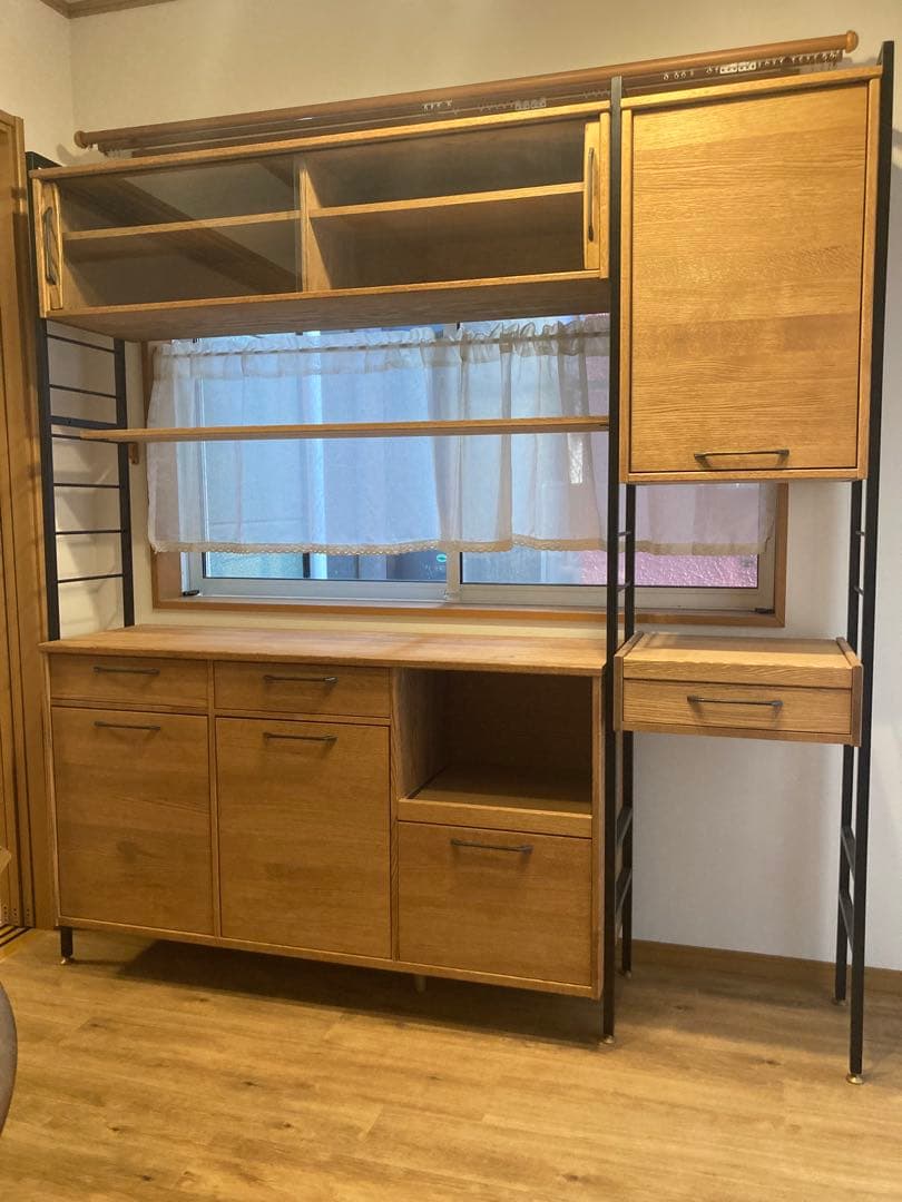 モモナチュラル食器棚・キッチンカウンター