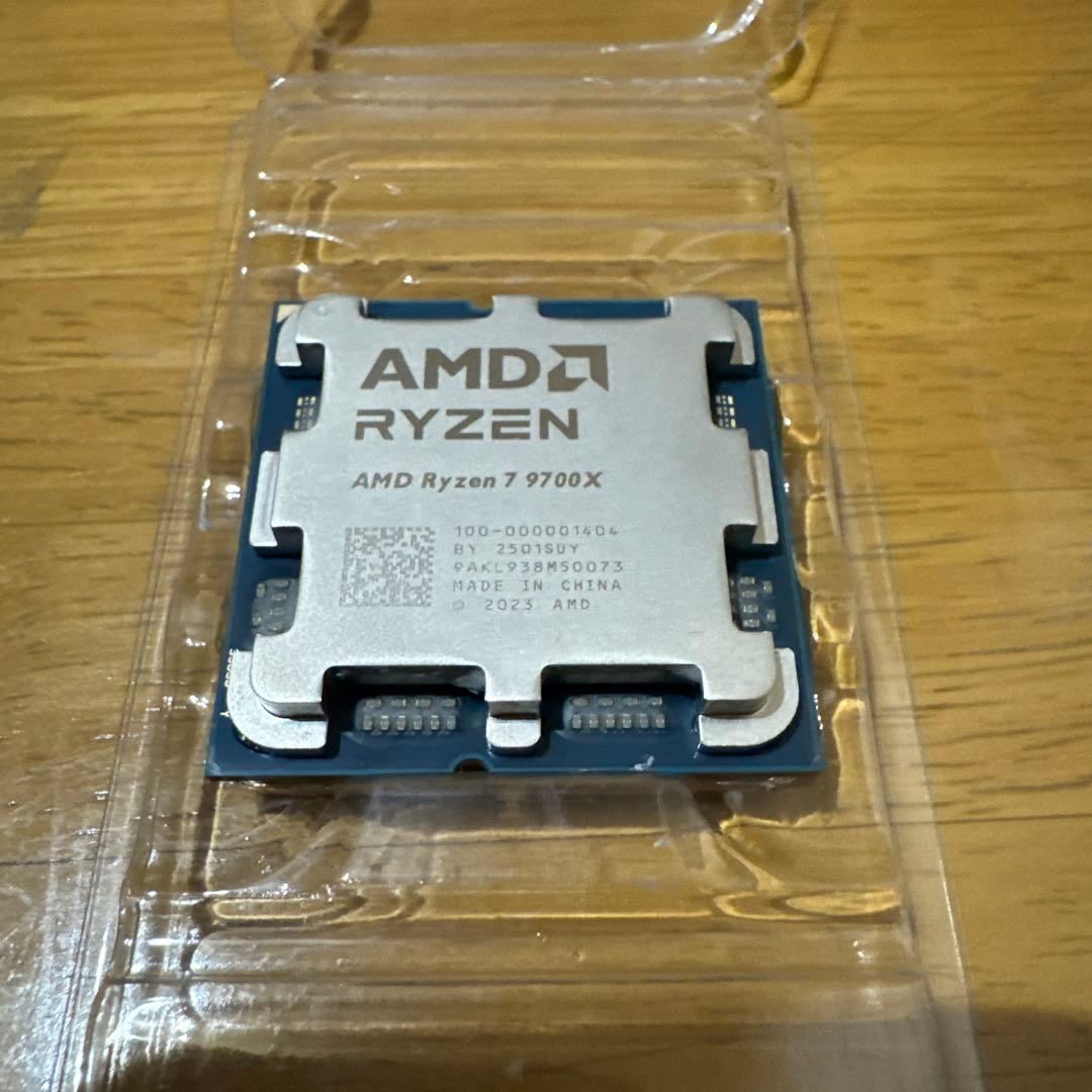 動確済　AMD Ryzen 7 9700X