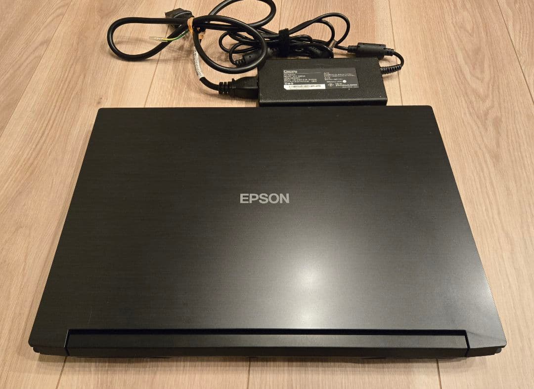 【ほぼ未使用】ゲーミングノート RTX2060/メモリ16GB/SSD512GB