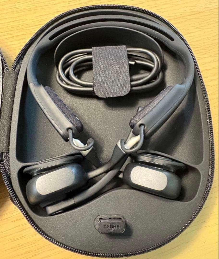Openmeet shockz 美品　骨伝導イヤホン　2/7まで値下げ
