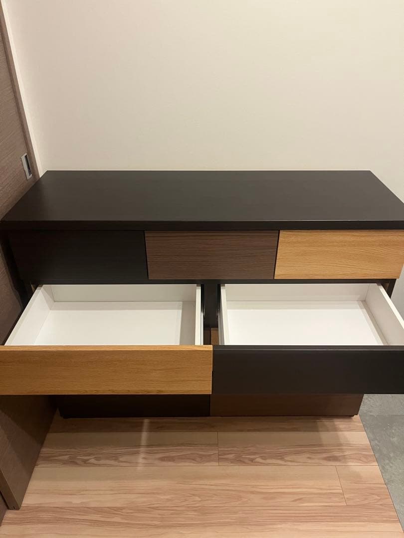 【お値下げ送料込】ニトリ　 ローチェスト　幅120cm　モダンデザイン　カレナ