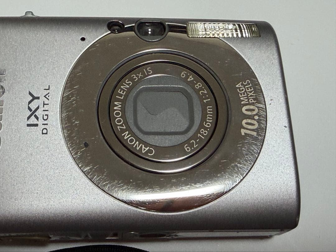 Canon IXY DIGITAL 110 IS 本体・バッテリー・充電器