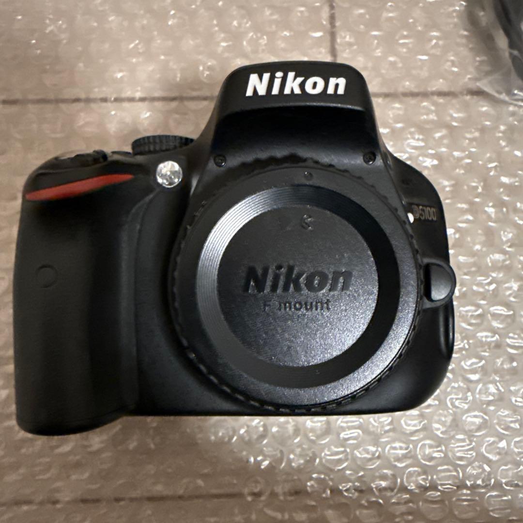 一眼レフ　Nikon D5100 ボディ
