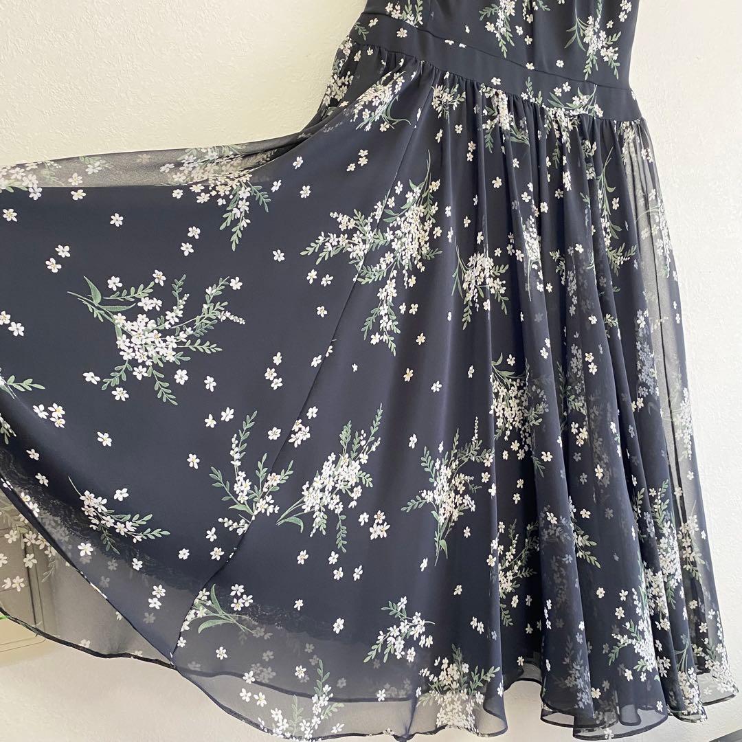 パニエ付き 花柄シフォン×フレアパーティードレス ブラック EPOCA