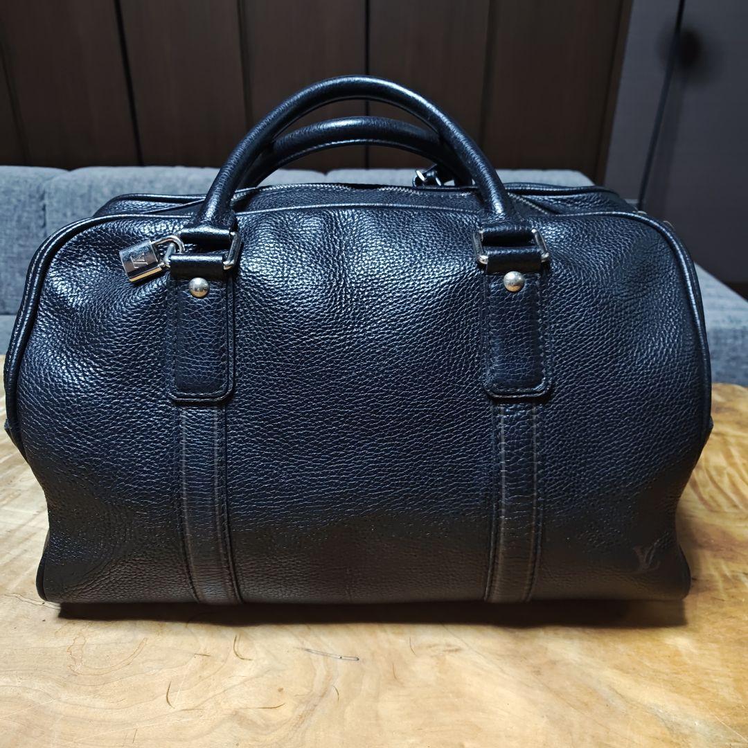 値下げ！Louis Vuitton ブラック レザーボストンバッグ