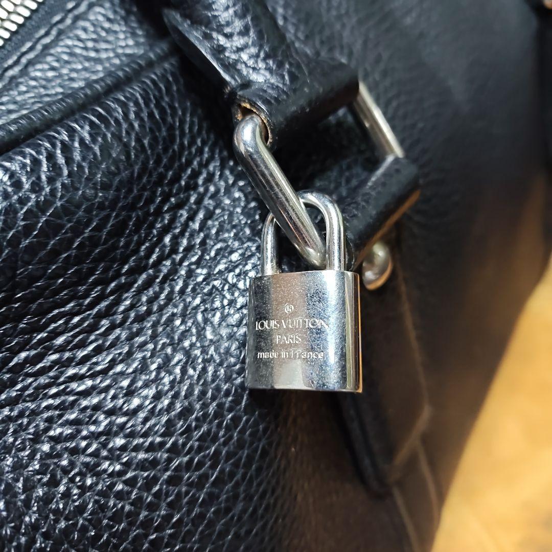 値下げ！Louis Vuitton ブラック レザーボストンバッグ