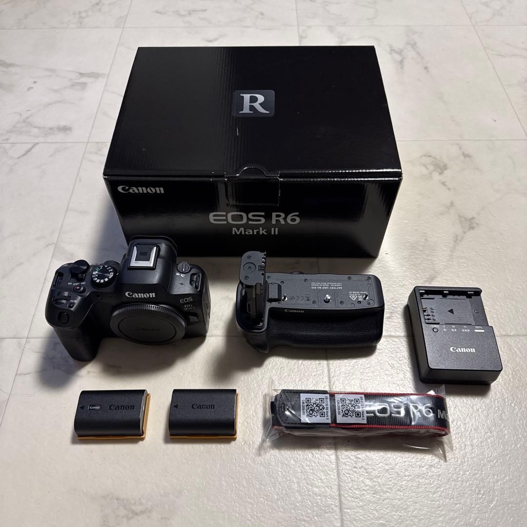 EOS R6 mark2 ボディ + バッテリーグリップ + バッテリー2個