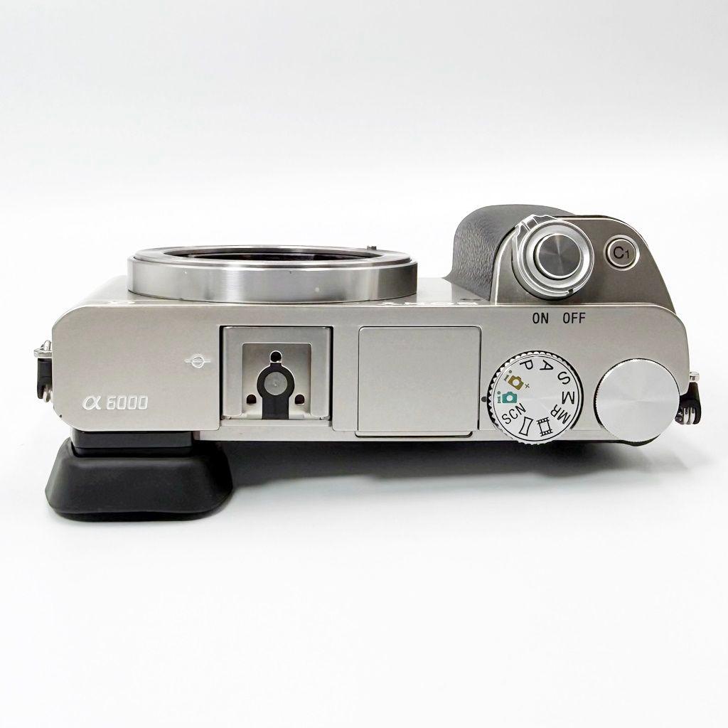 【美品】ソニー α6000 ボディ ILCE-6000 ミラーレス カメラ