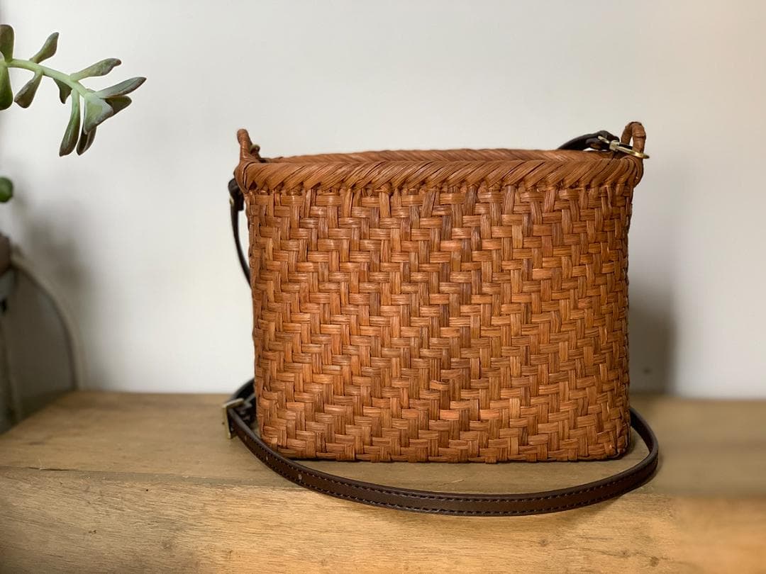 山葡萄 かごバッグ 網代編み 籠 内布付き 長いショルダーストラップ