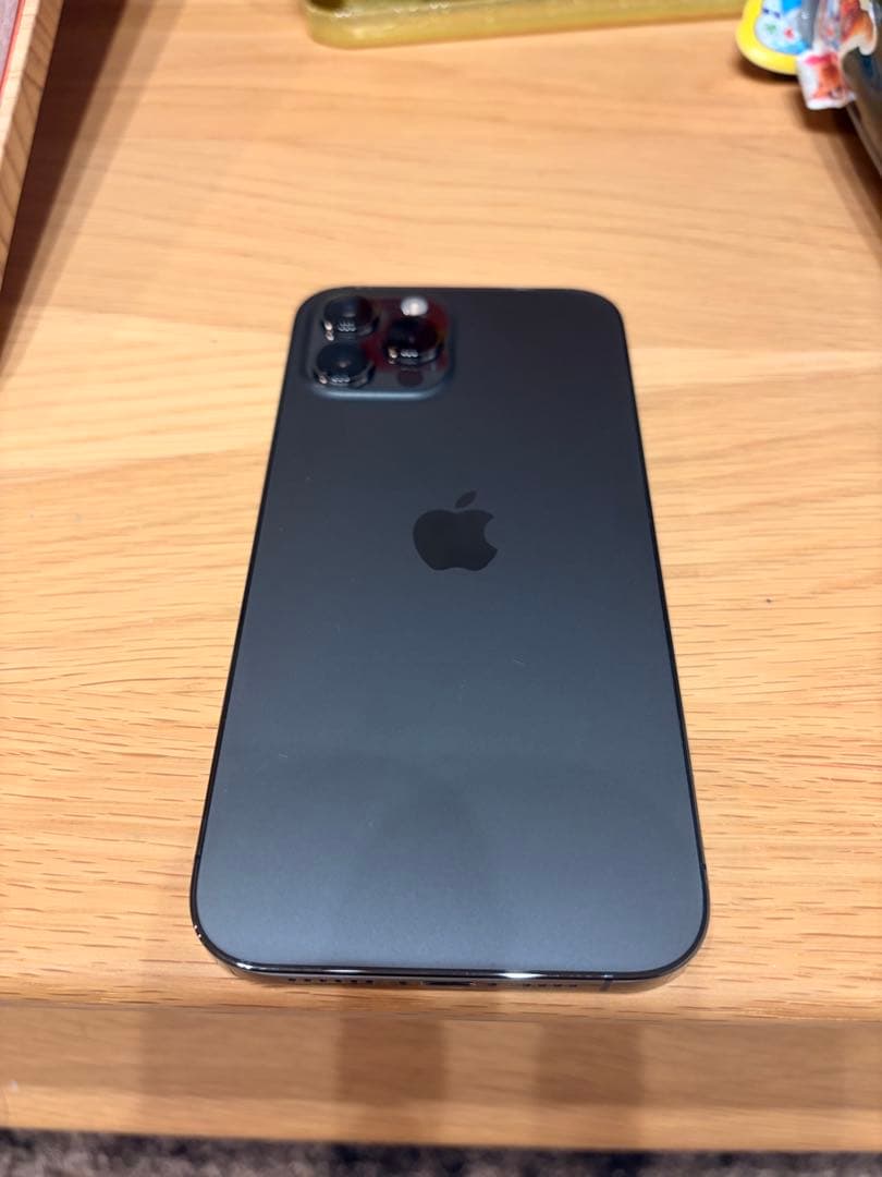 Apple iPhone 12 Pro Maxグラファイト 本体