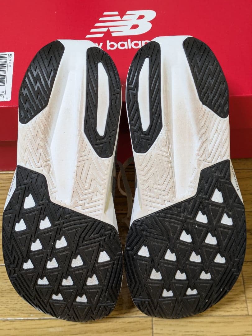 【試走5k】NB FUELCELL rebel v5 26.0cm D