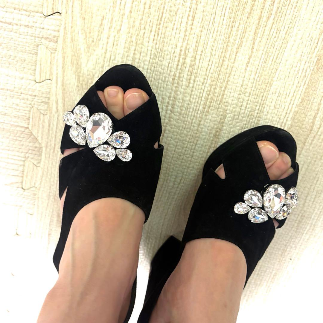 美品 MIUMIU 36.5 ビジュー サンダル チャンキーヒール スエード 黒