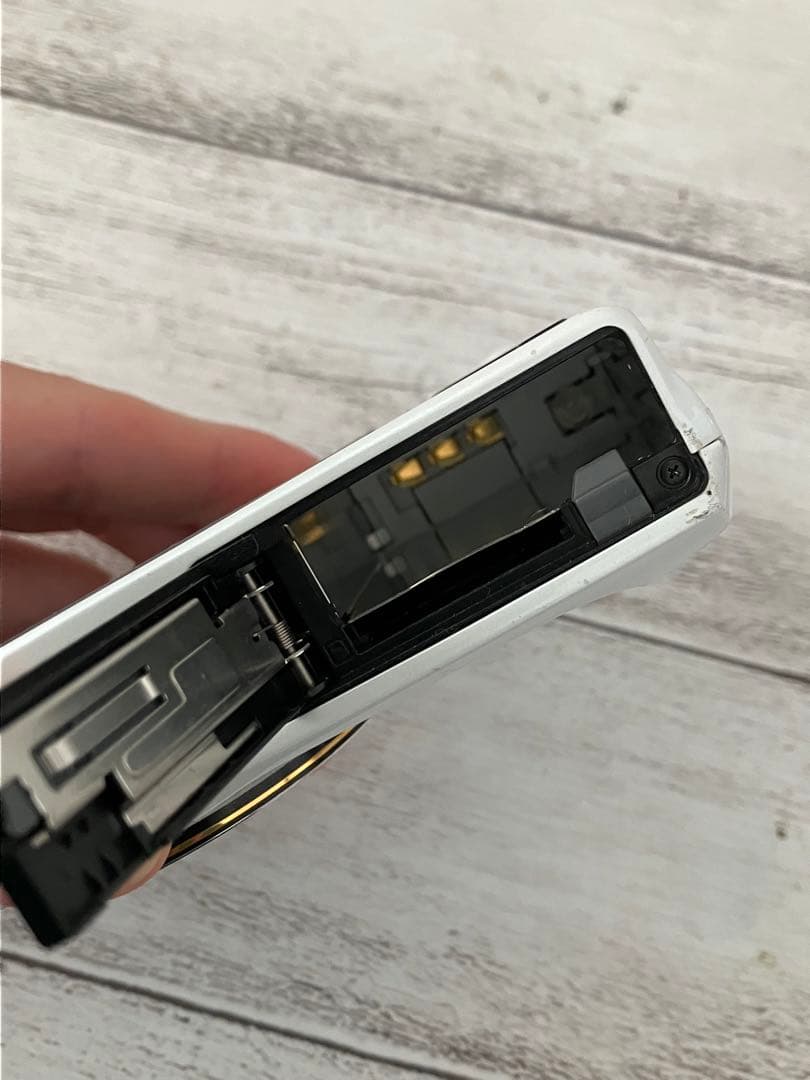 専用　CASIO EX-ZR200 コンパクトデジタルカメラ