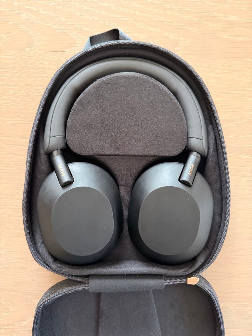 ソニー SONY WH-1000XM5ワイヤレスヘッドホン ブラック専用ケース付