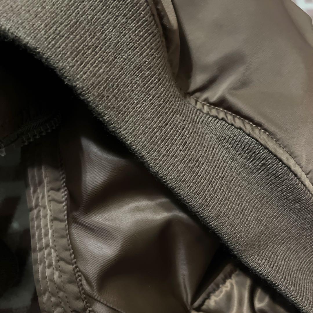 希望額へ　超美品　AVIREX トップガン TOPGUNジャケット　サイズL