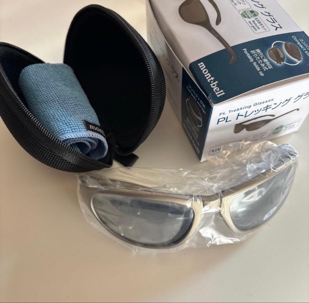 新品未使用品　mont-bell PLトレッキンググラス